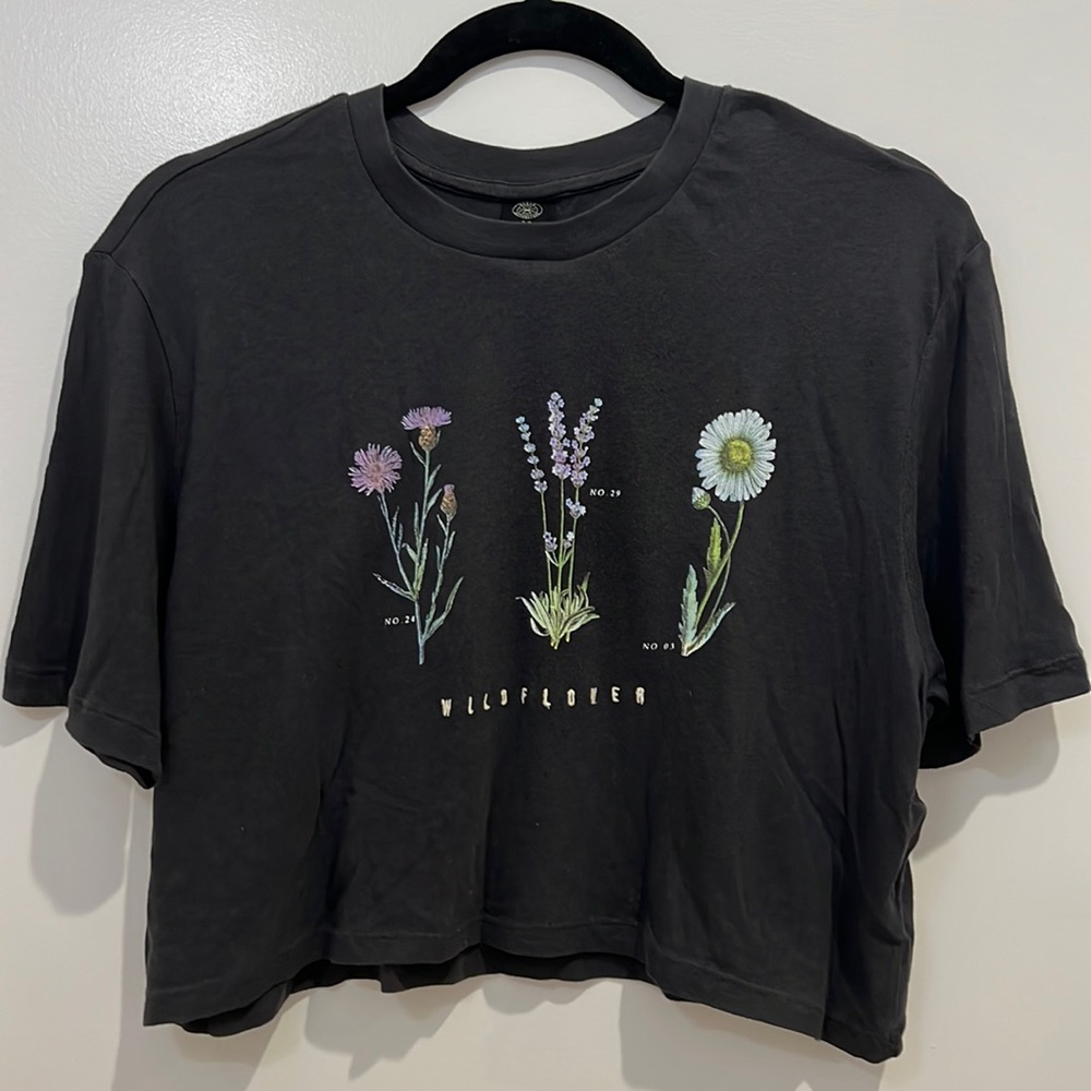 Urban Outfitters Cropped Tee
